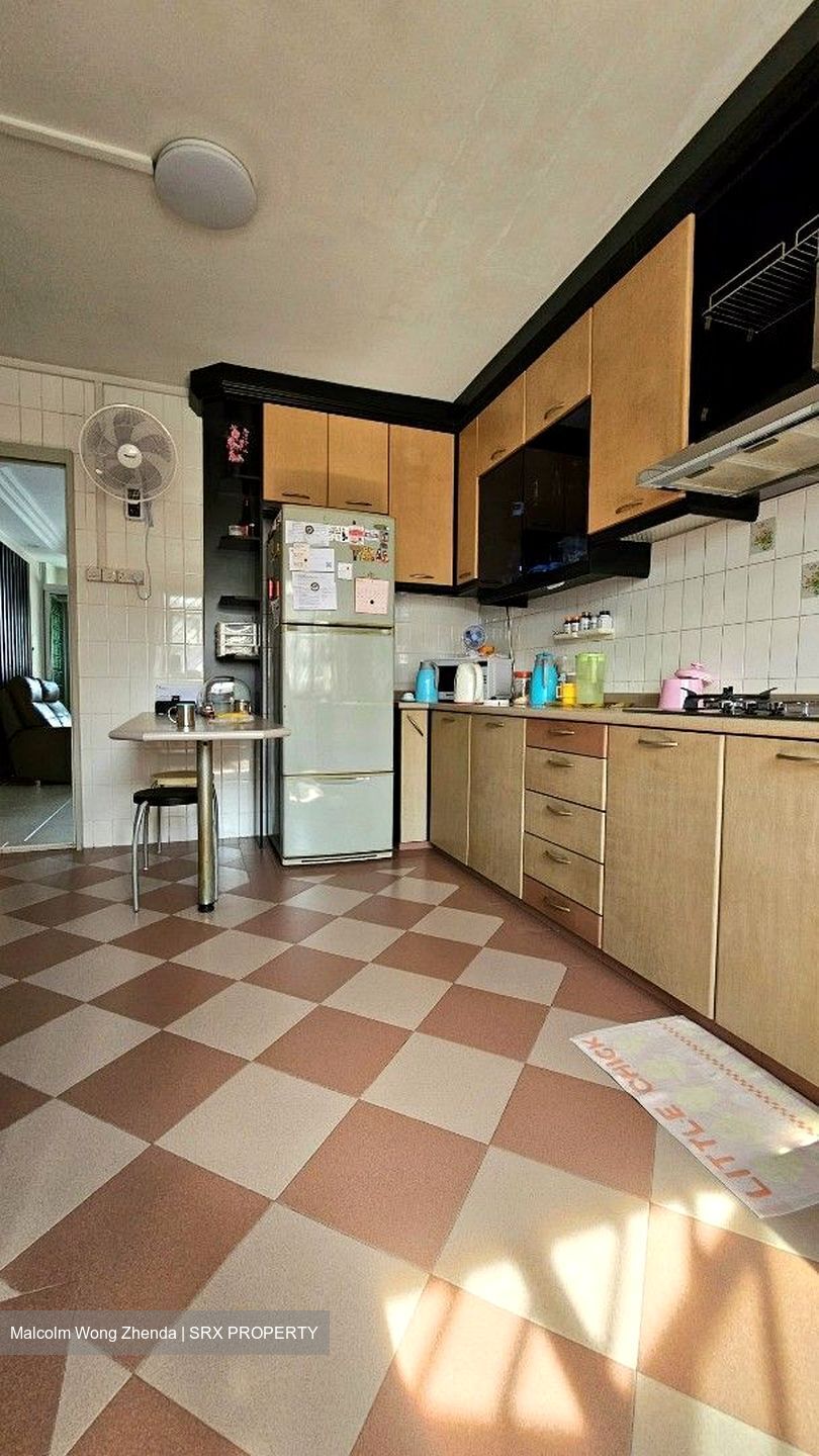Yishun Avenue 11 (Yishun),  #523193581